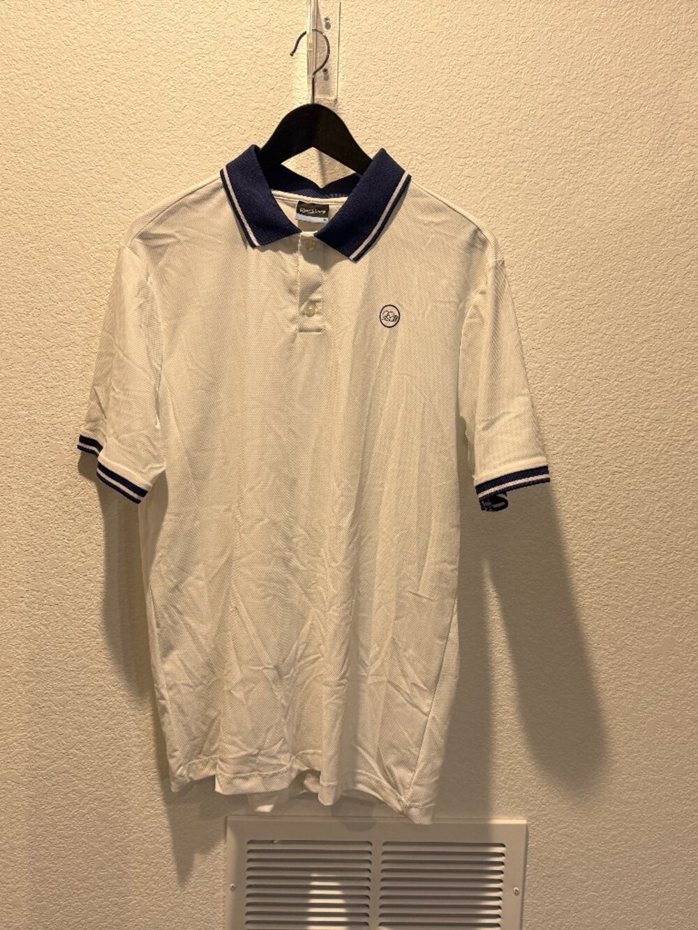 Good Good Golf - Size Medium (NWOT)